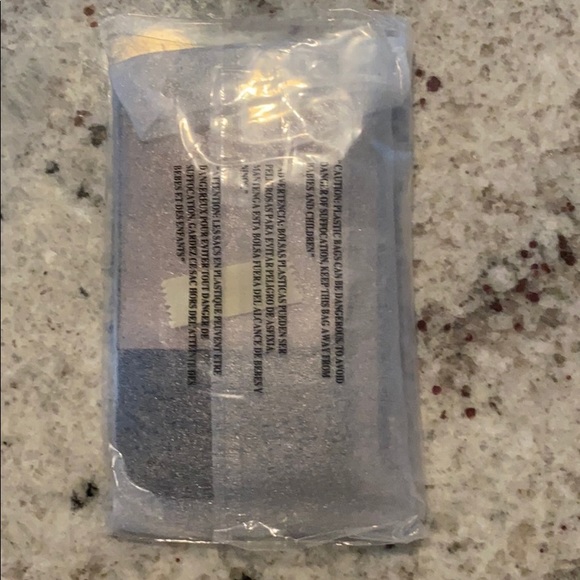 BRAND NEW KATE SPADE WRISTLET - Picture 2 of 4